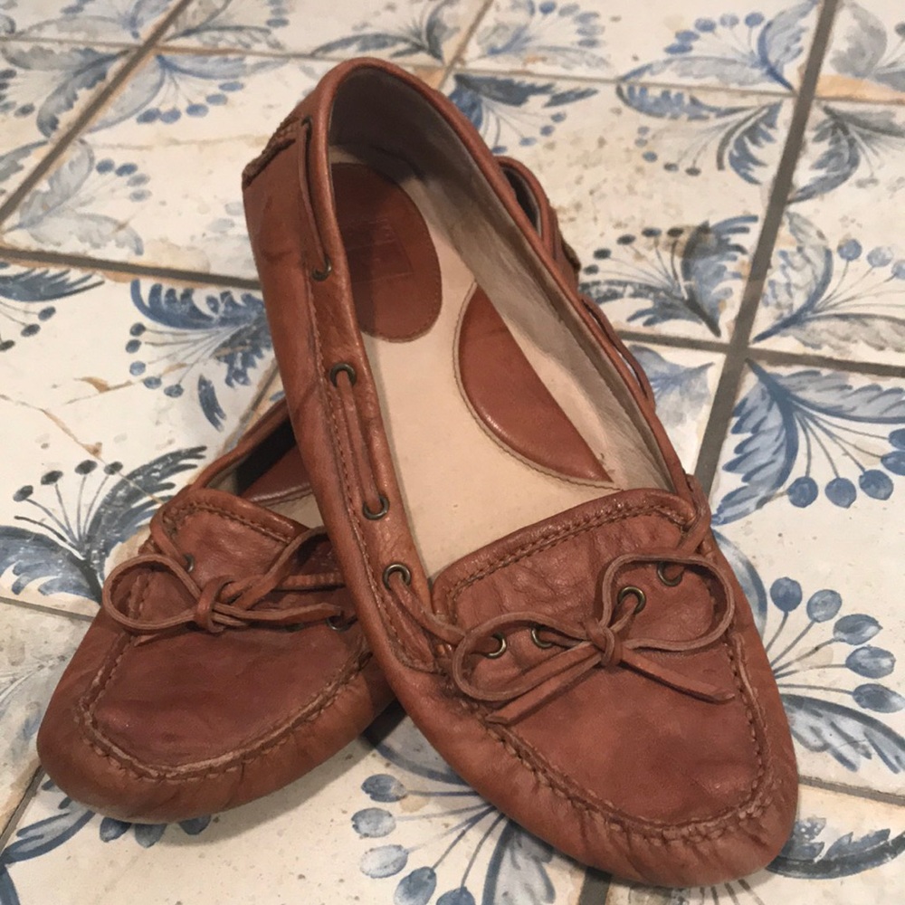 Frye Reagan Campus Driving Moc